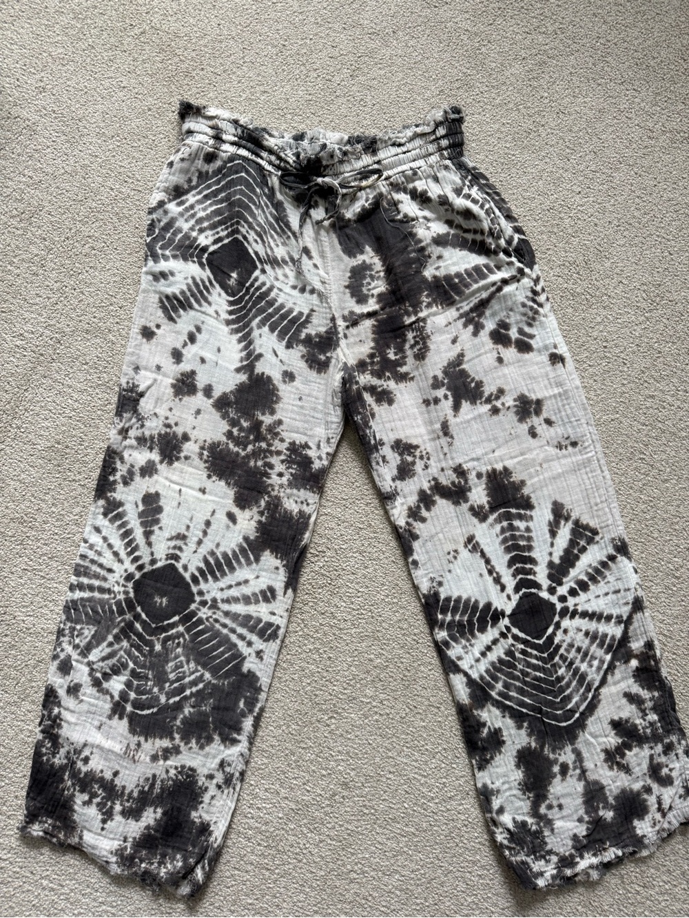 Stark X cotton Gauze Tie-Dye Wide Leg  cropped Pants - Brownish Black/White